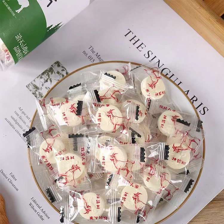 Herdsmen's Xinjiang milk shells' children's camel milk tablets milk tablets sheep milk tablets independently packaged ready-to-eat 156g