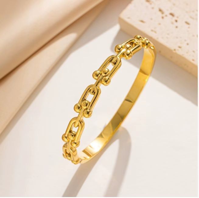 Titanium Steel Minimalist U-Shaped Horseshoe Buckle Bracelet Cross-Border Hot Sale Vacuum Furnace Electroplated Smooth Stainless Steel Bracelet