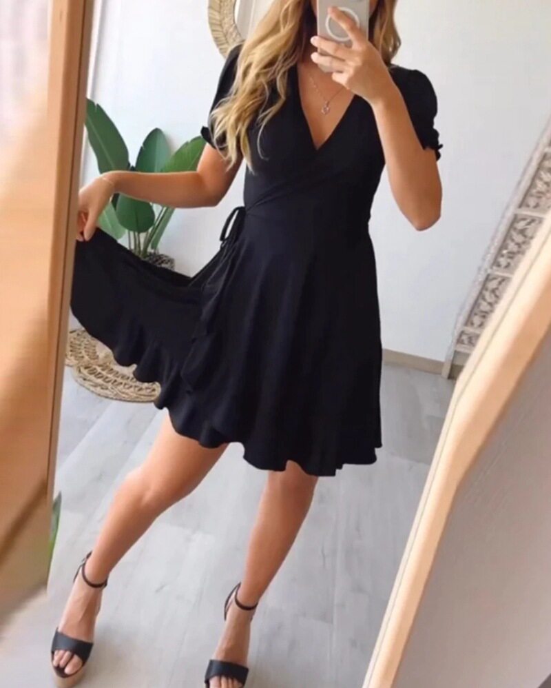 Summer Womens Dress Solid Color Short Sleeve V Neck Ruffle Hem Casual Wear for Parties or Daily Outings OEM