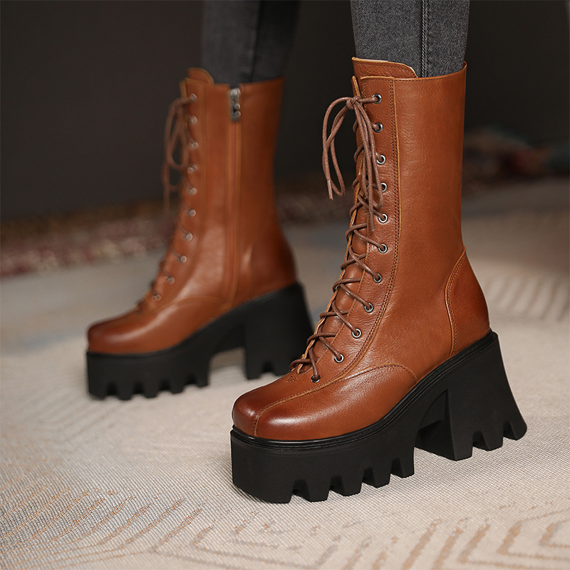 Giày Boot Cổ Thấp Nữ Chất Liệu Da Bò Cao 10cm Gót Vuông Tăng Chiều Cao Đế Cao Hàng Mùa Xuân Thu Đông Phục Cổ Cổ Điển