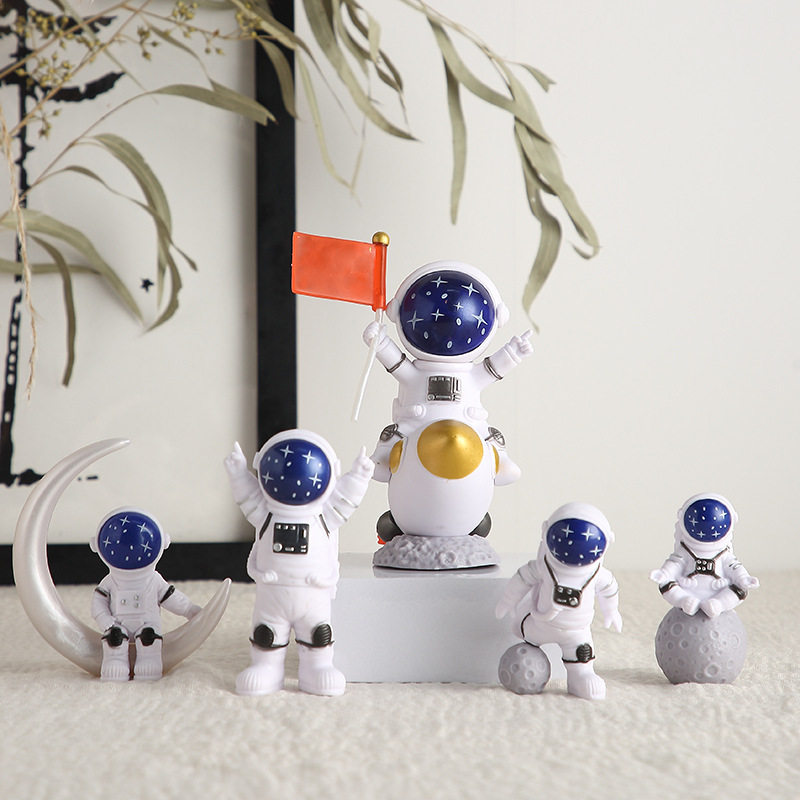 宇航员摆件小太空人模型树脂工艺品家居桌面装饰品情人节生日礼物