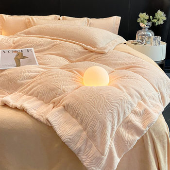 New High-Weight, Fully Matte, Thickened, Luxury A-Class Mother and Baby Milk Velvet Four-Piece Set - Rainy Evening Song