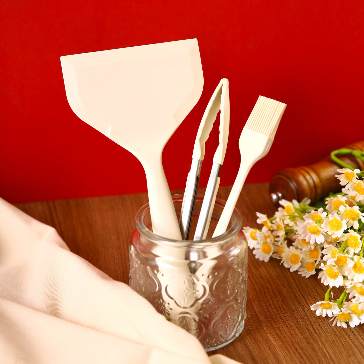 Three-piece Silicone Yuzi Burning Set Wide Mouth Shovel Milk White Handle High Temperature Resistant Frying Shovel Household Kitchen Tools