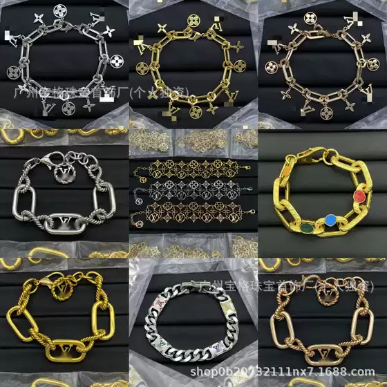 Donkey Family V Letter Bracelet European and American Cross-Border Women's Light Luxury Niche Style High-End Personality Versatile Design Jewelry