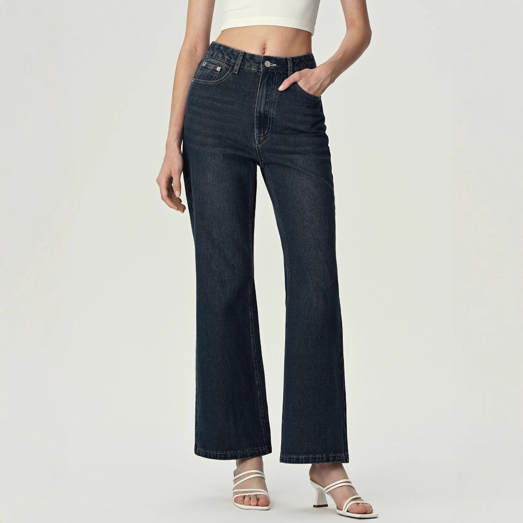 Vintage Blue Wide Leg Flared Jeans for Women Loose Fit High Waisted Slimming Style Casual Wear Wholesale Available