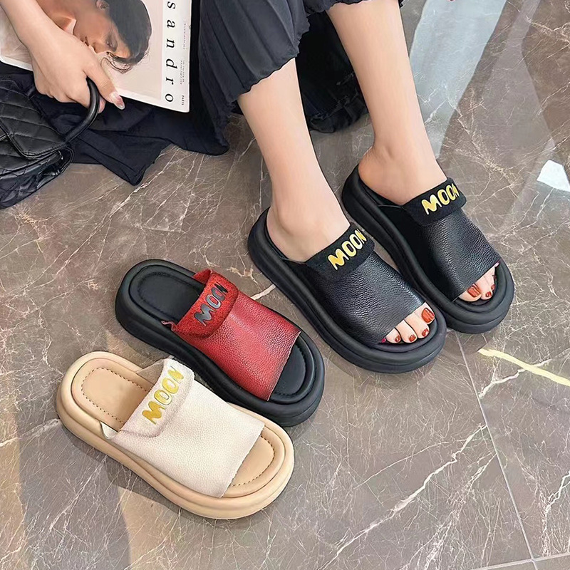 (Mới) Mã K4246 Giá 1810K: Giày Dép Lê Nữ Wetdi Kẻ Caro Hàng Mùa Hè Kẻ Caro Đế Cao Giày Dép Nữ Chất Liệu Da Bò G05 Sản Phẩm Mới, (Miễn Phí Vận Chuyển Toàn Quốc).