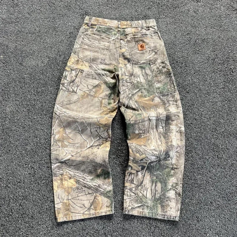 The U.S. and U.S.-tide V.K.s are retrospected and retrospected, and they wash their old work pants.