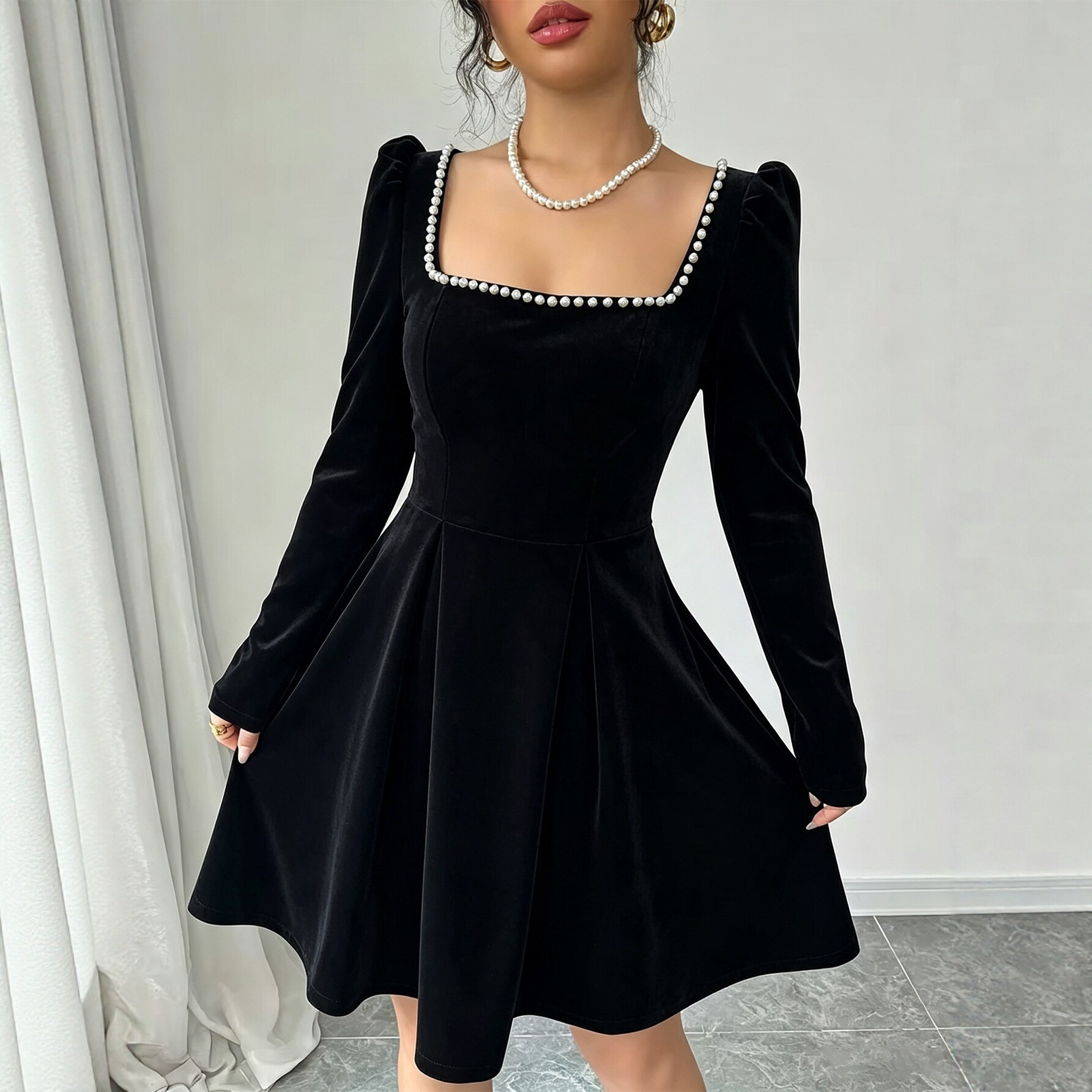 French Vintage Velvet Square Neck Dress for Women Pearl Trim Waist Cinching A Line Silhouette Elegant Evening Wear