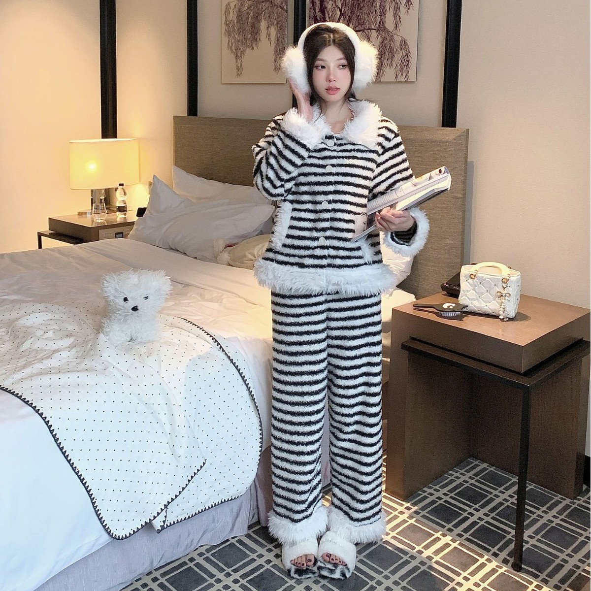 毛绒睡衣秋冬季新款珊瑚绒睡衣女甜美风加厚双面绒家居服套装