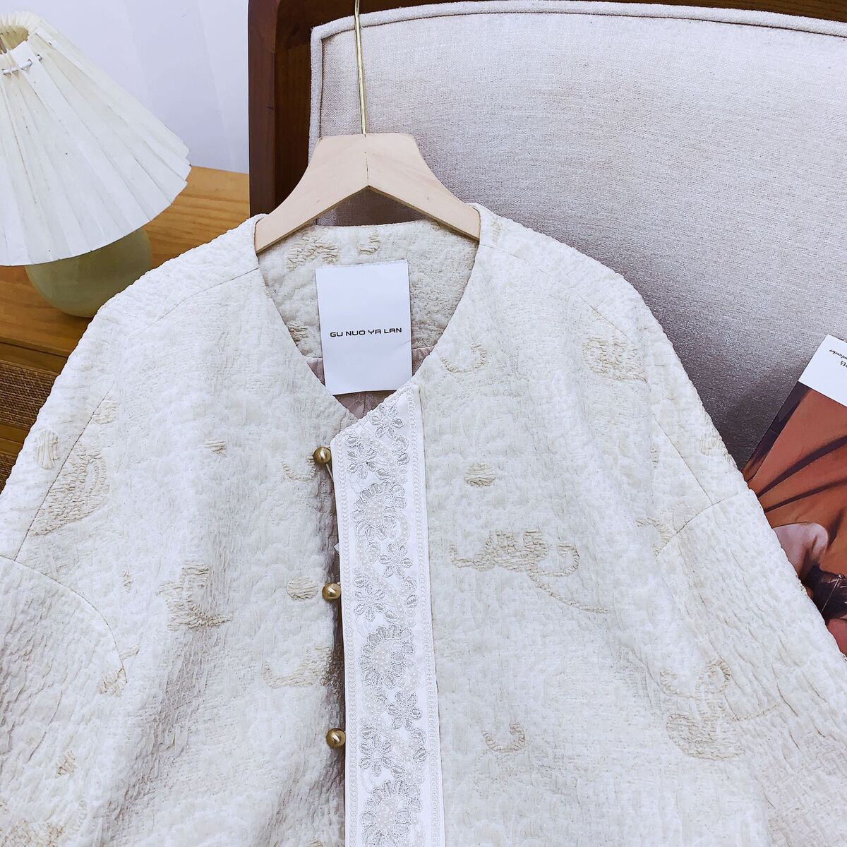 Áo khoác dạ nữ dáng bomber cổ tròn phối màu tương phản — Màu be, Xám nhạt