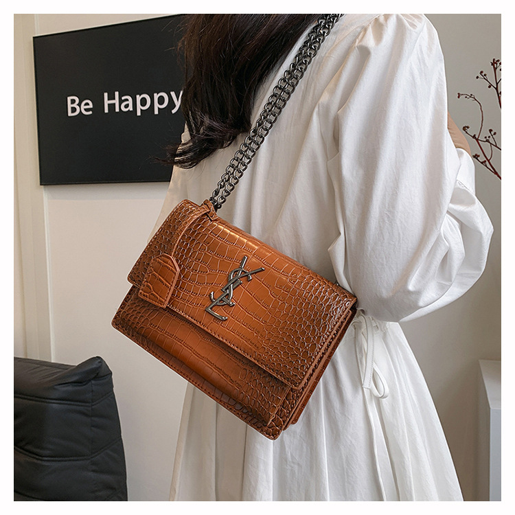 O1CN01qZSW051a0nN5C0E4s !!2218817593268 0 cib