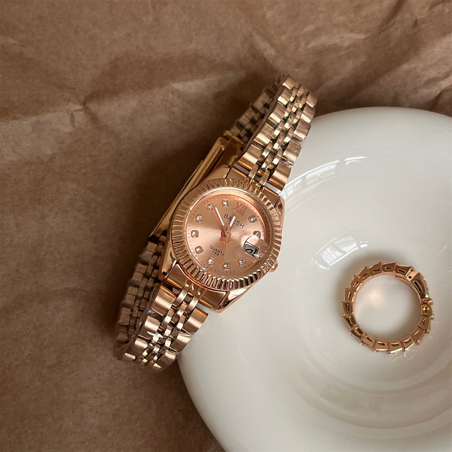 Live Streaming Wholesale Round Diamond Watch for Women with Calendar Steel Strap Retro Style Simple Temperament Women's Quartz Watch