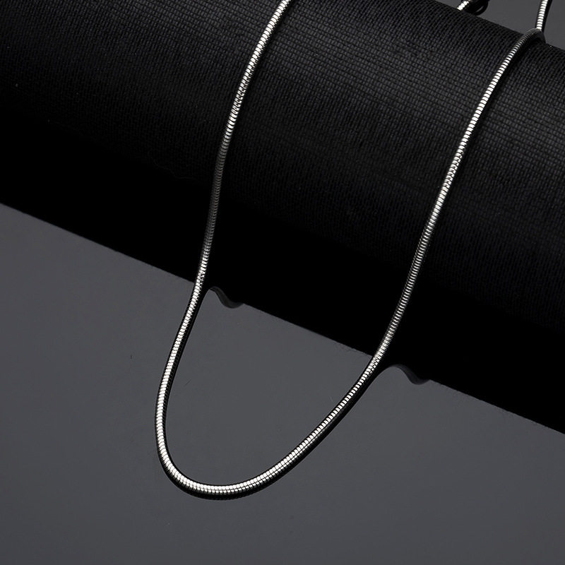 Factory Direct titanium steel round snake bone chain extremely fine pendant-free plain chain round snake clavicle chain fashion decoration all-matching products wholesale