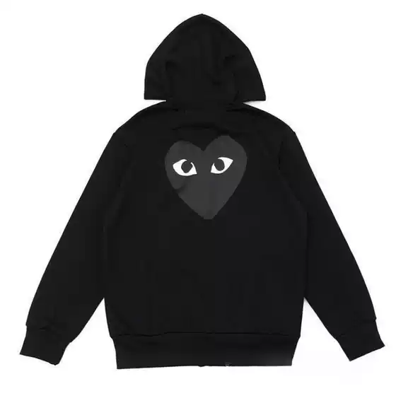 Xinyi Japanese Streetwear Brand Play Unisex Hoodie Sweatshirt with Small Black Heart Embroidery, Long Sleeve Fleece-Lined for Fall and Winter