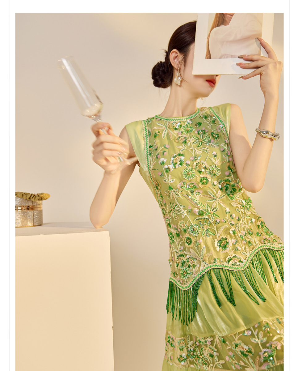 Đầm maxi nữ thêu đính cườm tay phồng dáng suông — Cloud Water Blue (Giao hàng ngay hôm nay), Cloud Water Blue (Giao hàng trong 7 ngày), Jasper Green (phát hành cùng ngày), Jasper xanh (giao hàng trong 7 ngày)