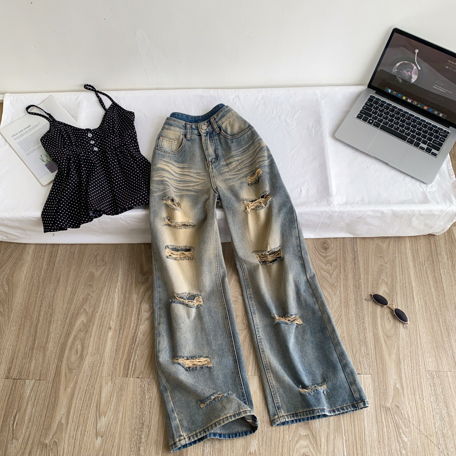 High Waisted Ripped Jeans for Women Loose Fit Vintage Style Casual Fashion All Seasons Wholesale Available