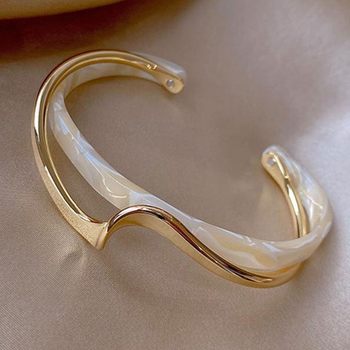 Real Gold Electroplated Geometric Open Bracelet Korean Style Ins Retro Accessible Luxury Bracelet Niche Personalized Design Hand Jewelry for Women