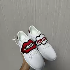 G Brand New High Version Foreign Trade Little Bee White Shoes for Women Versatile Embroidered Mandarin Duck Tail Couple Flat Casual Sneakers