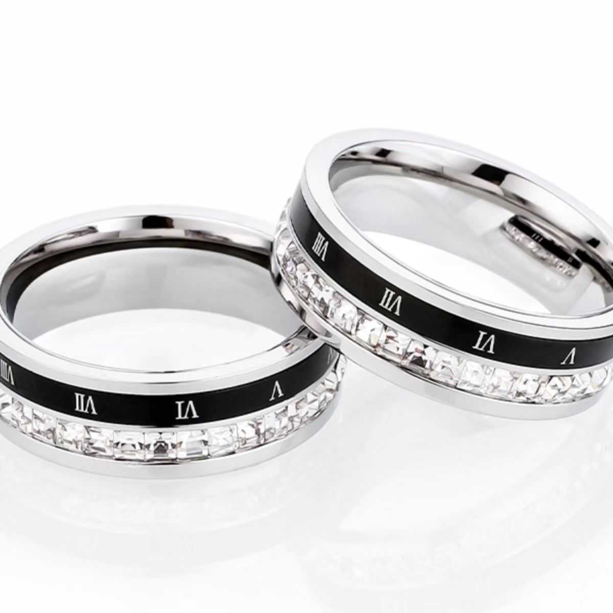 个性时尚气质钛钢ins潮单排钻戒指可转动网红风情侣男女食指指环