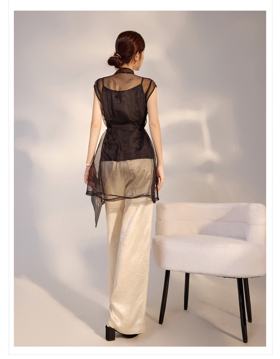 Áo gile nữ thêu họa tiết động vật cổ chữ V dáng thắt dây phối lụa organza