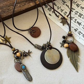 New Chinese Zen Style Long Feather Necklace for Women, Retro Ethnic Style Stacked Sweater Chain, New Bohemian Accessories