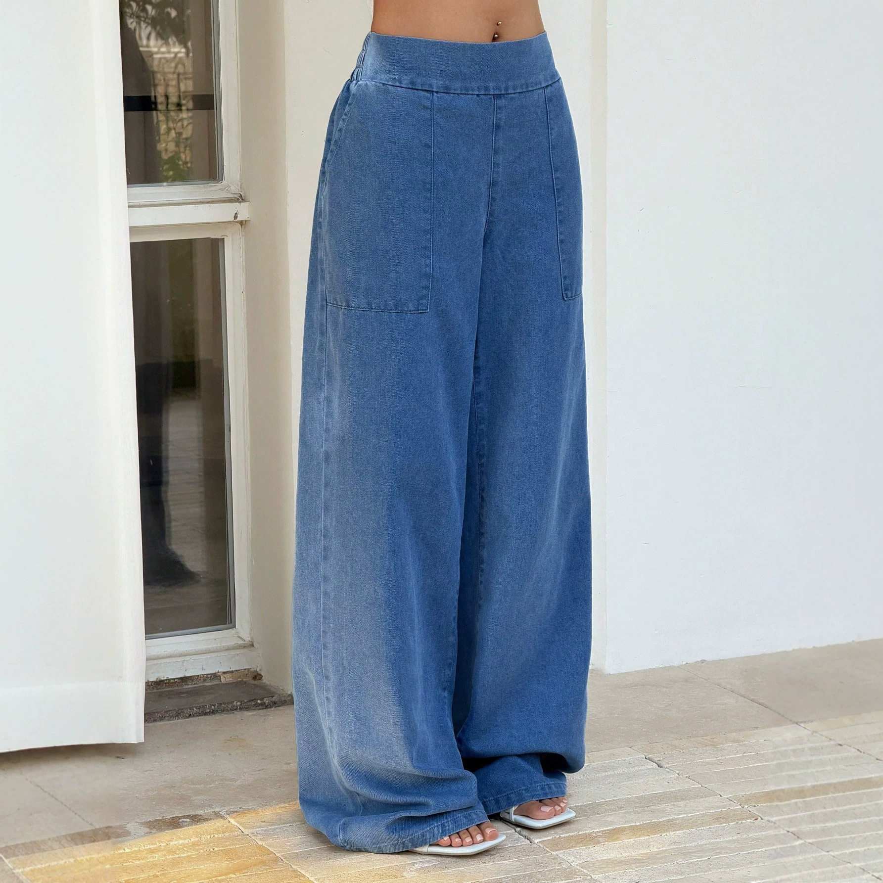 Wide Leg Womens Denim Jeans Casual Style Fashionable Design Comfortable Fit Wholesale Available