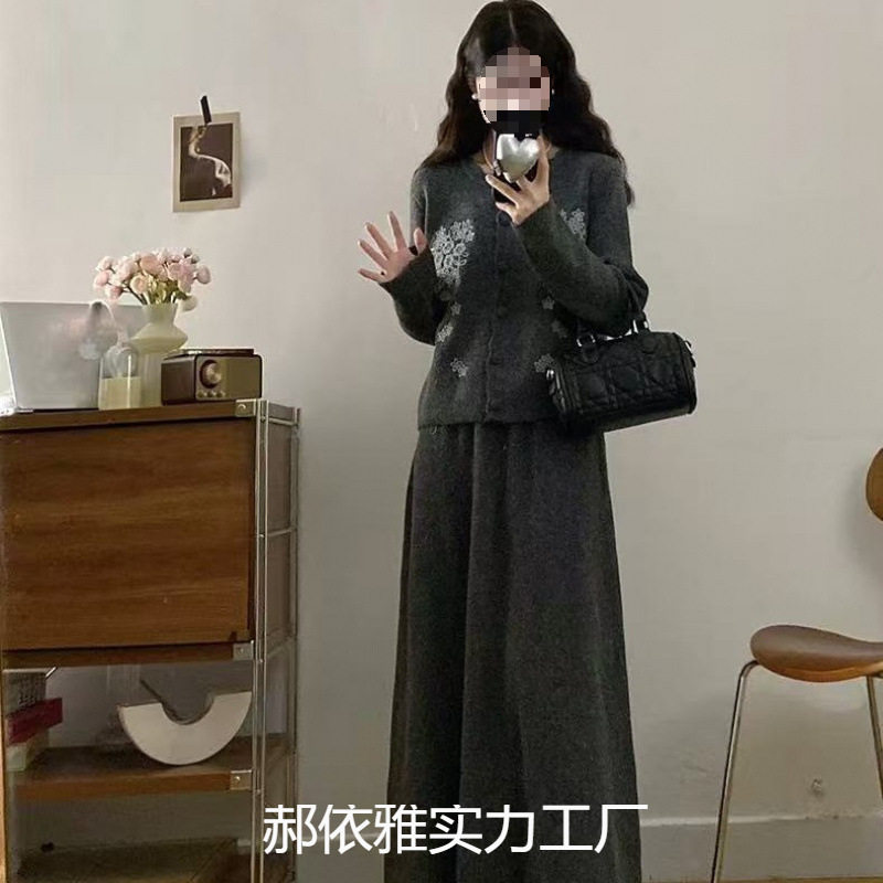 Casual Lazy Style Suit for Women in Autumn and Winter New Soft Waxy Embroidered Sweater Jacket Slimming Look Skirt Two-Piece Set Apricot Color