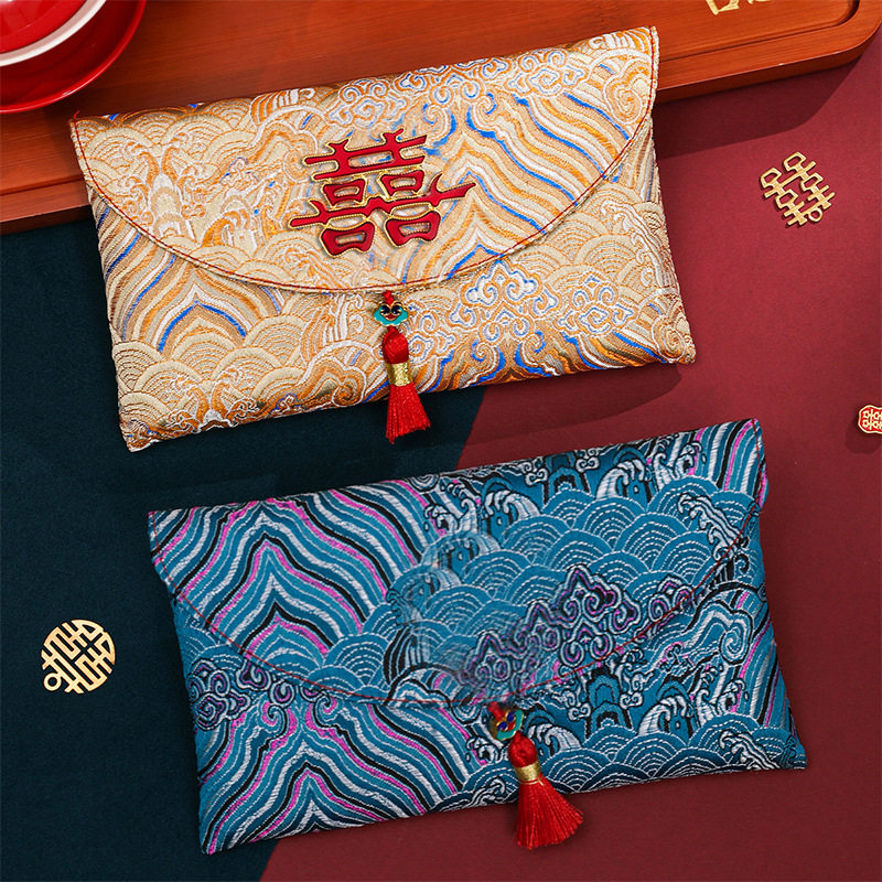 Fabric Full Moon Red Envelope for Wedding, Chinese-Style Fabric Red Envelope for Parents, Lucky Money Envelope, Festive Red Envelope