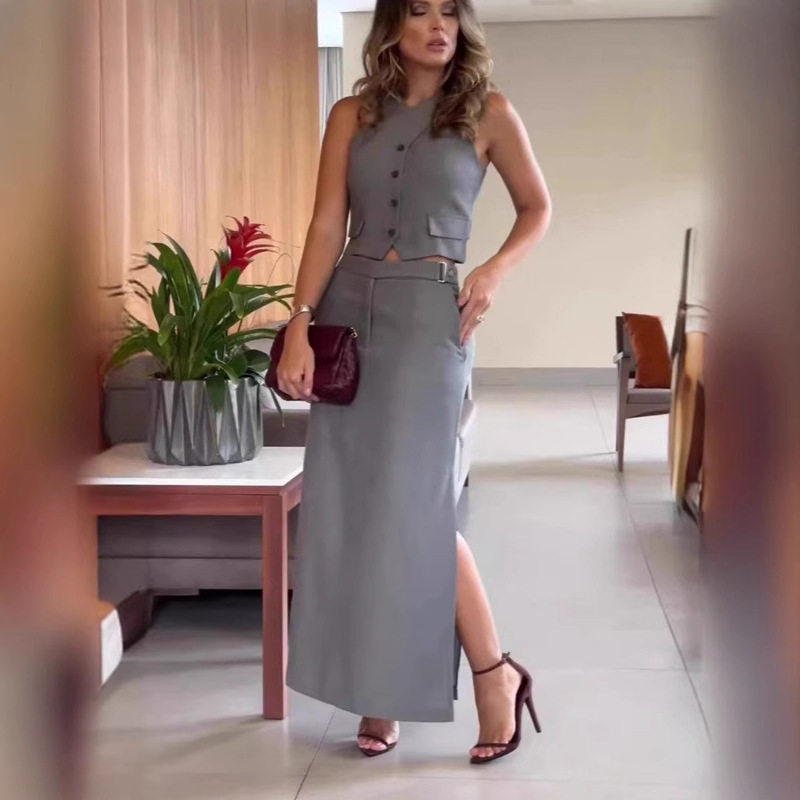 Fashion Two Piece Set Solid Color Halter Neck High Waist Stylish Design Casual Wear for Women Wholesale Available
