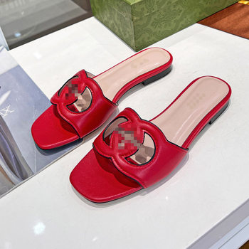 European and American casual sandals 2024 new letter hollow square slippers flat slippers beach holiday wear