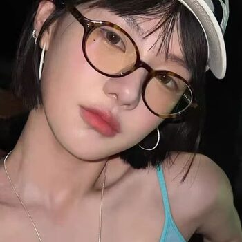 New Korean Style Oval Small Frame Anti-Blue Light Flat Mirror Personalized Internet Celebrity Same Style Glasses Frame Female Street Shooting Concave Shape