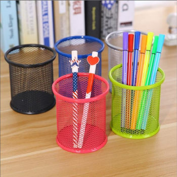 Wrought Iron Pen Holder Hollow Desktop Storage Barrel Simple Student Stationery Multifunctional Office Color Round Square Pen Holder