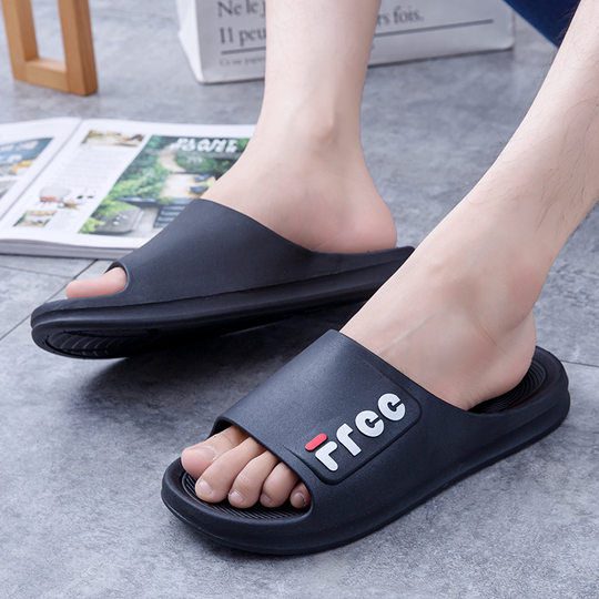 Home Daily Leisure Comfortable Personalized Trend Plastic Sandals and Slippers Four Seasons Universal Outdoor Fashion PVC Slippers