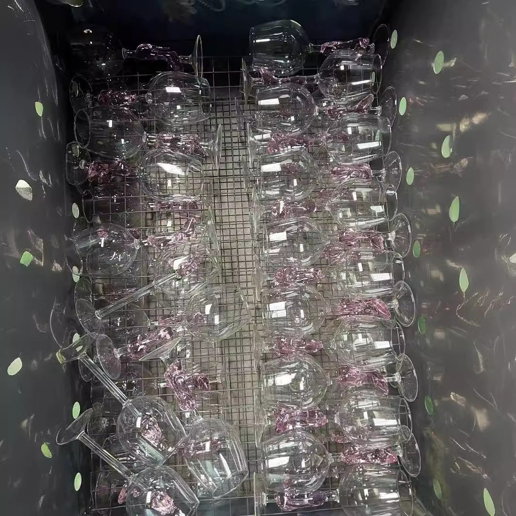 High-heeled shoes red wine glass borosilicate glass wine glass artificial personalized Goblet