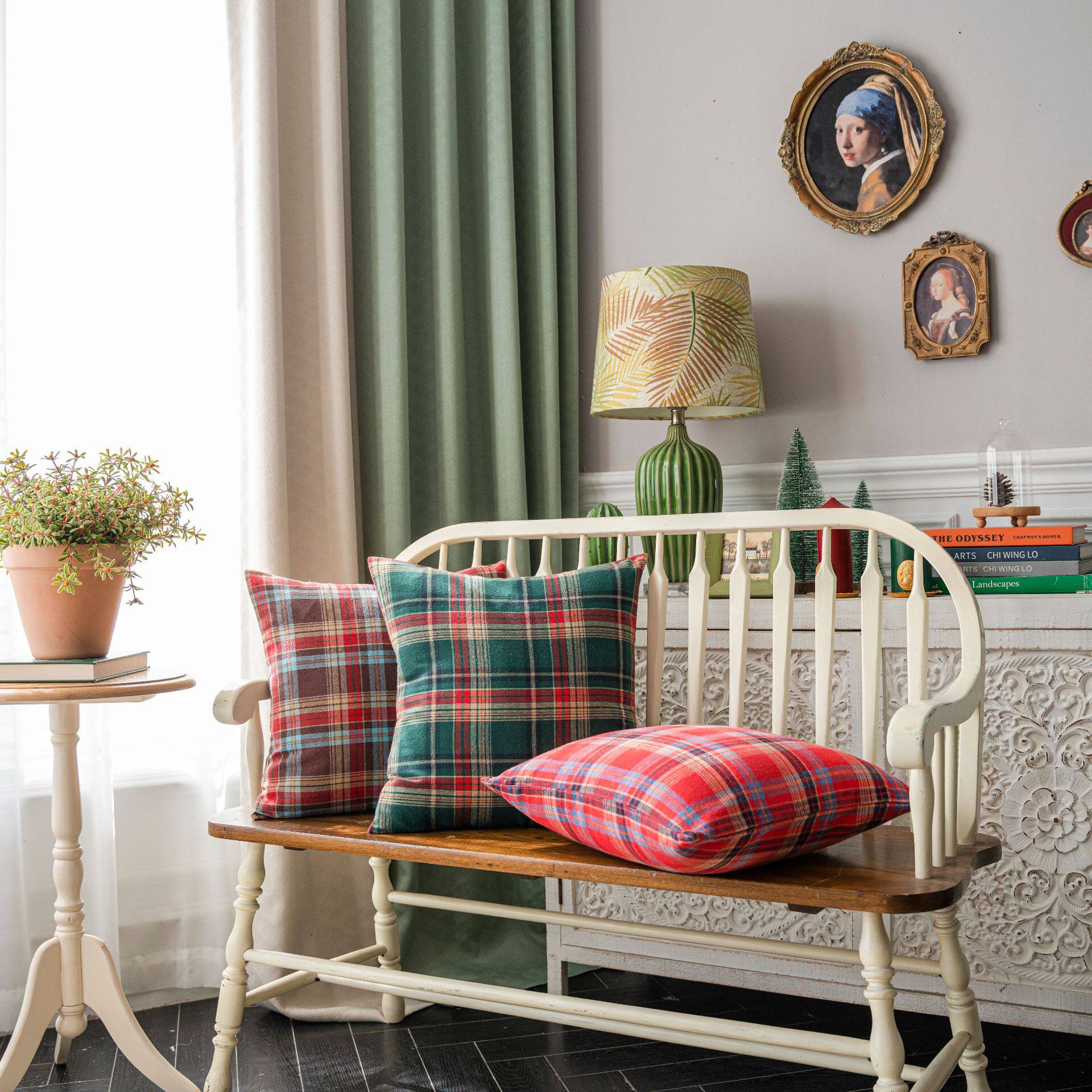 Yimanqiyun Holiday Pillow Cover Sofa Cushion Green Christmas Plush Heart Cushion Cover Model Room Pillow