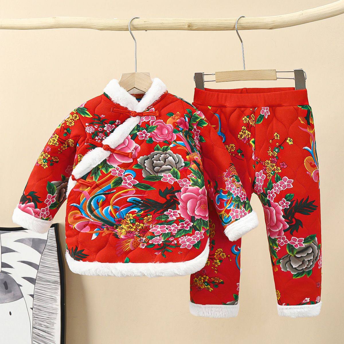 Girls' Winter Cotton Jacket, Viral Floral Print Padded Set, Baby Spring Festival Outfit, Thickened Northeast Style Floral Cotton Coat Set