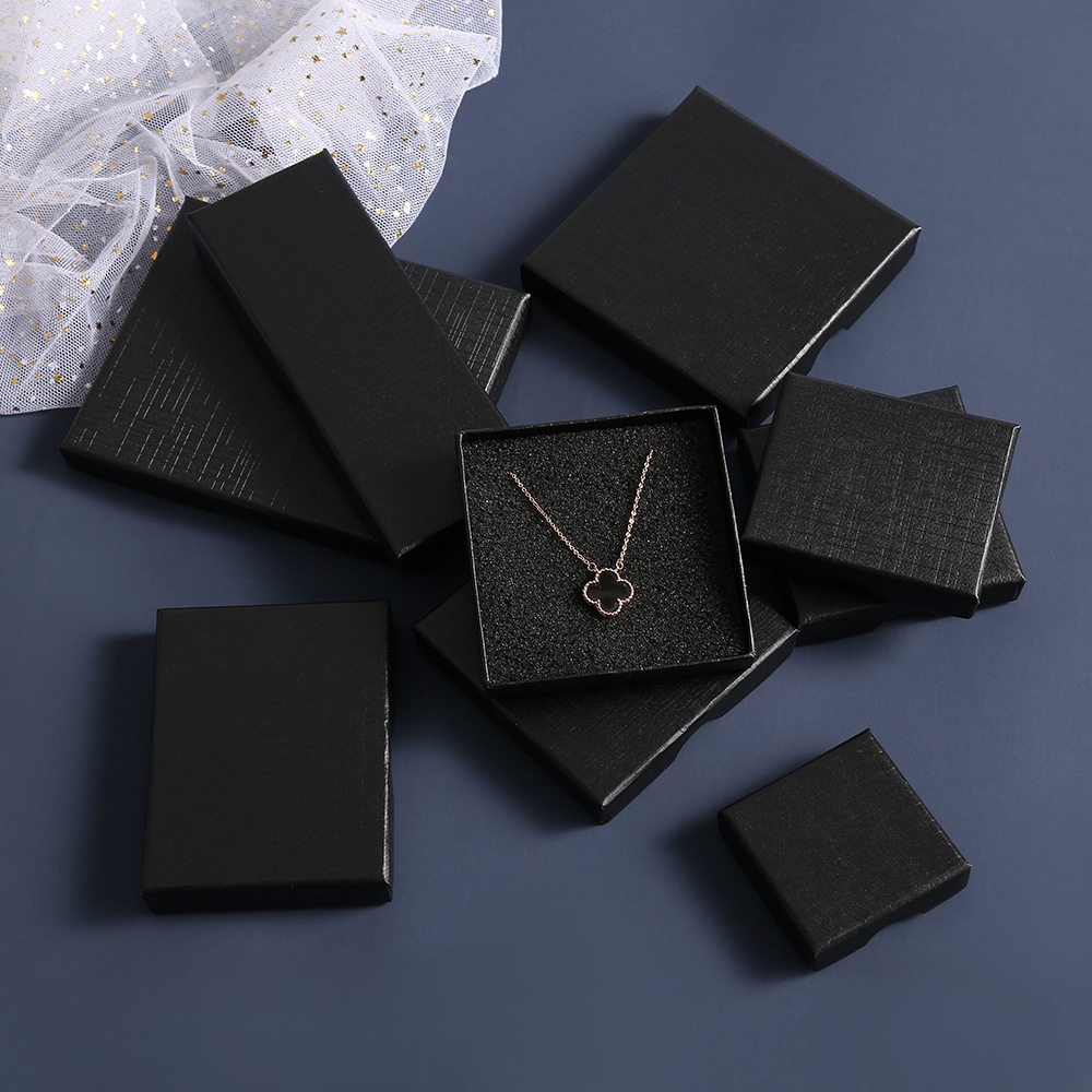 Cross-border Amazon simple heaven and earth cover jewelry box retro Lenny pattern jewelry box necklace earrings packaging box wholesale