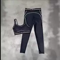 2026 Letter Logo Yoga Set Seamless Training Clothes with Padded Skin-Friendly Fabric Elastic Stretch for Summer Commuting