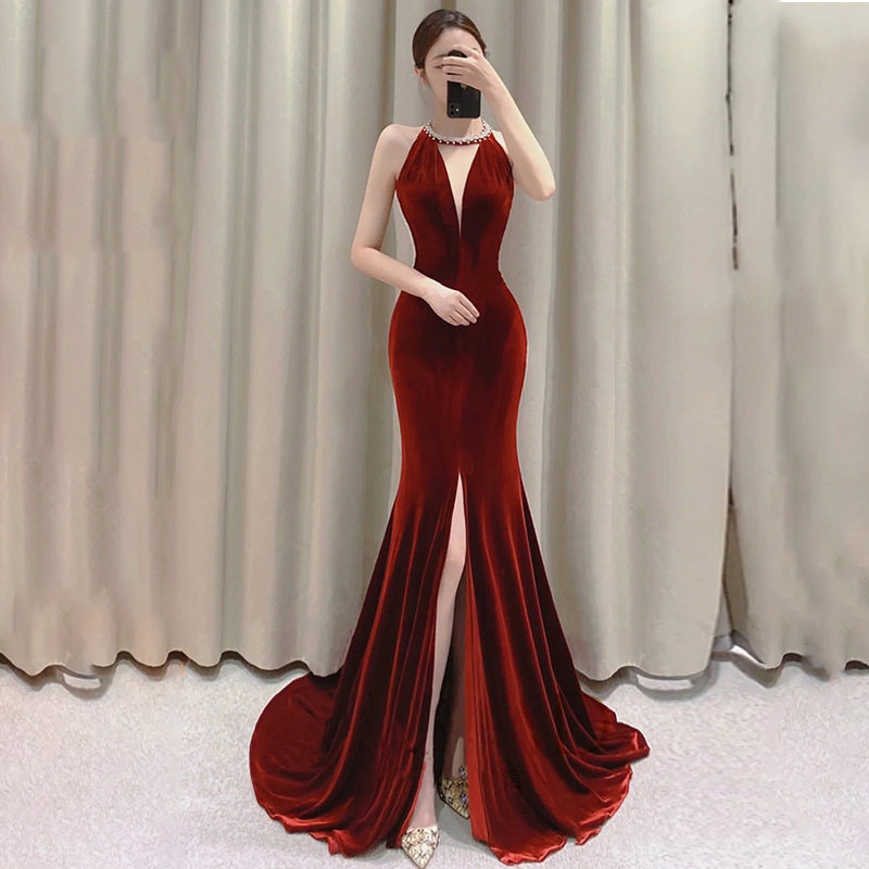 Màu Đỏ rượu vang như hình