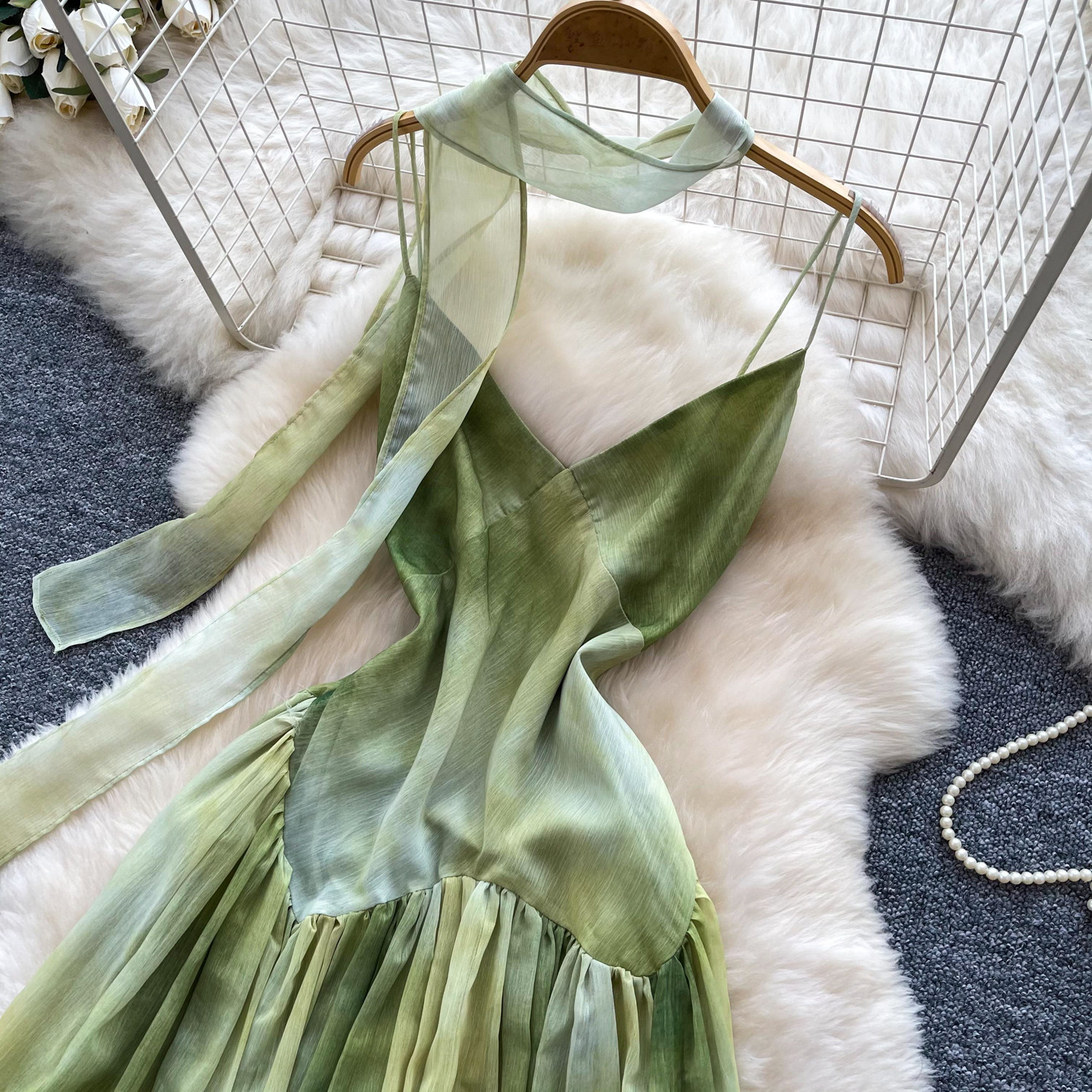 French Vacation Style Green Tie Dye Maxi Dress for Women V Neck Sleeveless A Line Waist Defined Summer Casual Wear