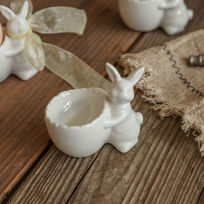 European Breakfast Egg Cup Rabbit Egg Holder Ceramic Creative Living Room Ornaments Egg-Shaped Candle Holder Pure White Egg Cup