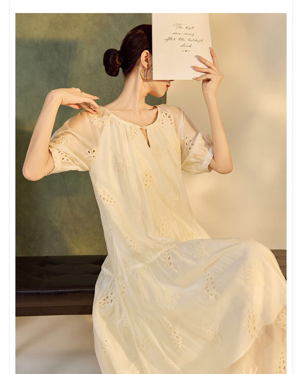 Đầm nữ dáng suông cổ tròn tay ngắn chất tencel mềm mại — Màu mơ sữa (cấp trong ngày), Màu mơ sữa (giao hàng trong 7 ngày)