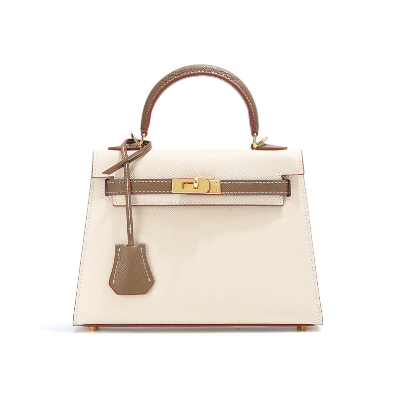 Màu trà sữa 22cm