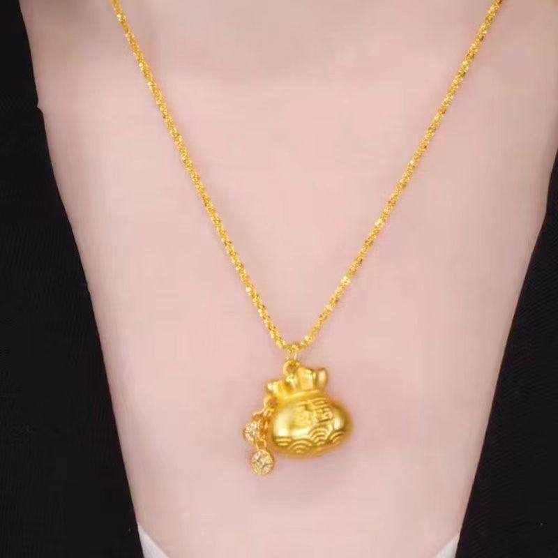 2026 Tiktok Style Lucky Bag Pendant Necklace for Women, High-Quality Light Luxury Niche Design Clavicle Chain, Gift for Girlfriend Jewelry