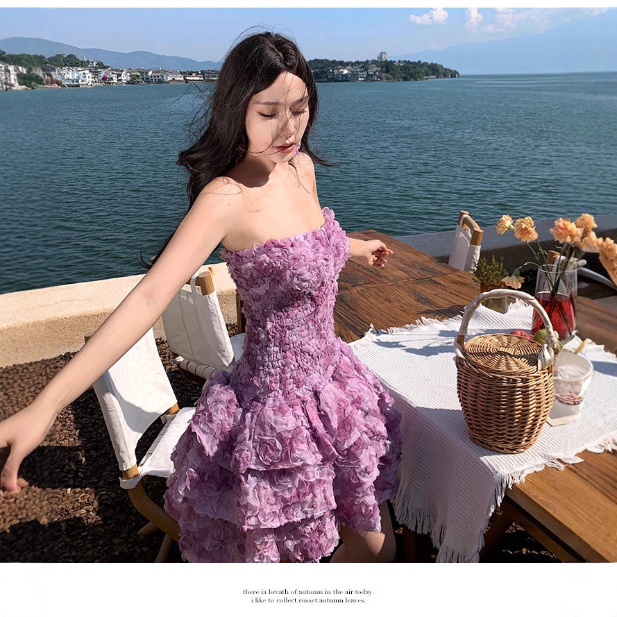 Sweetheart Neckline Floral Mini Dress for Women Summer Fit and Flare Style Perfect for Petite Figures Wholesale