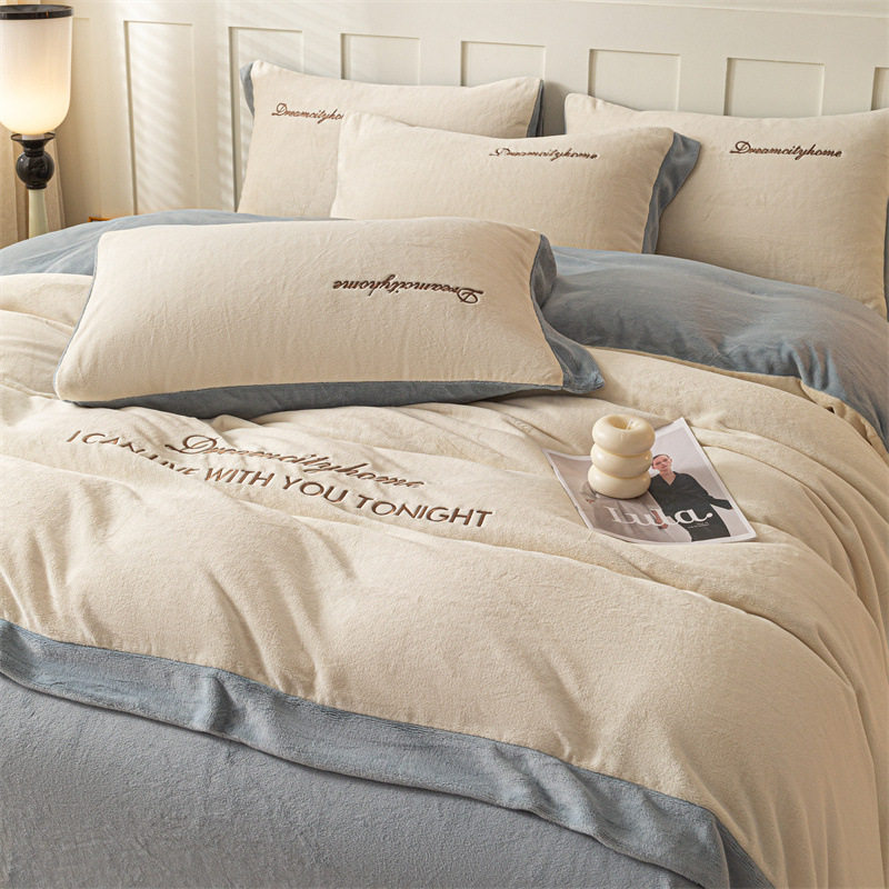 2025 New Thickeneded Milk Velvet Bed Four-Piece Set Autumn and Winter Coral Velvet Flannel Bed Bed Sheets Quilt Cover Three-Piece Set