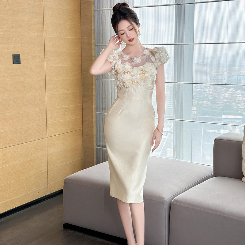 Đầm ôm body nữ dáng dài tay phồng hoa nổi — [Màu hồng đào] chi tiết 1
