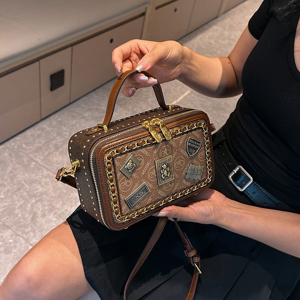 O1CN01rSnkMM1SxrM3EfdZh !!2215427592314 0 cib