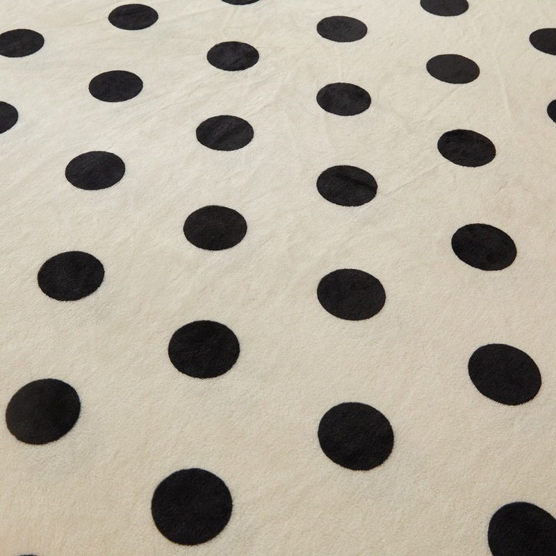 Explosions Four Seasons Household Cloud Mink Fleece Wedding Big Red Falael Fleece Blanket Thickened Double-sided Fleece Blanket Wholesale for Foreign Trade