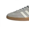 Light gray white label if7086